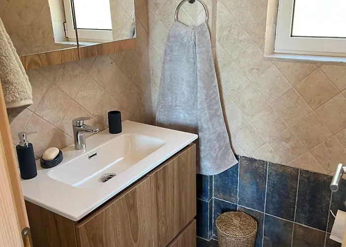 Galini فيلة أستروس